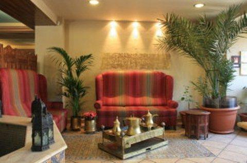 Hotel Piccolo Mondo ブカレスト インテリア 写真